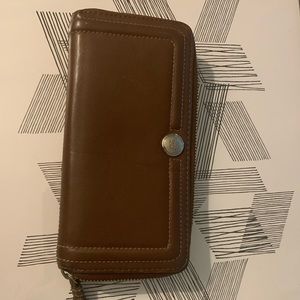 Vintage Coach zipper wallet